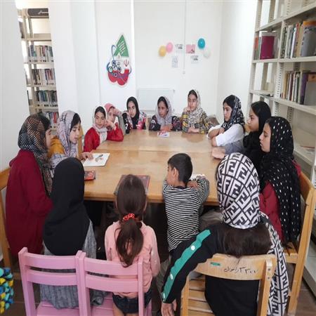 قصه گویی توسط اعضا